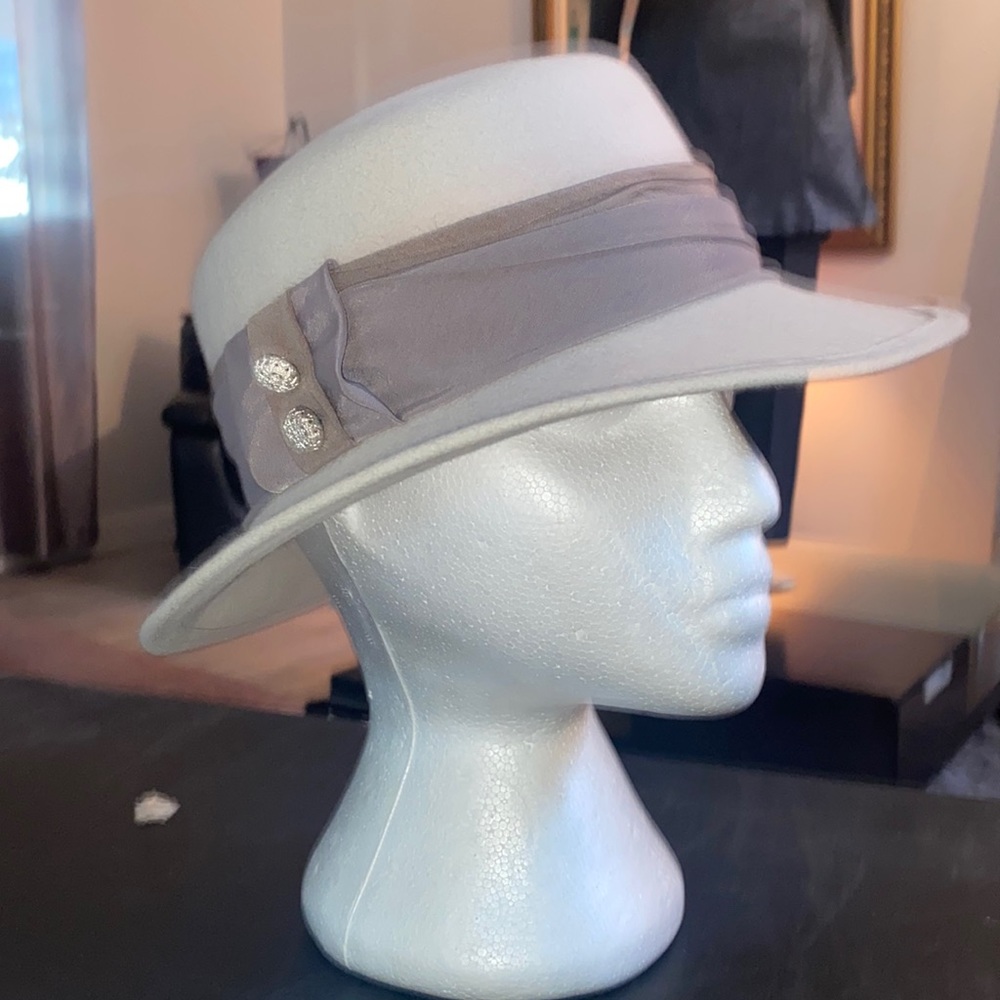 🩶🩶VINTAGE TAN N GREY BOATER STYLE HAT🩶🩶